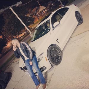 Meet your Posher, Yazan